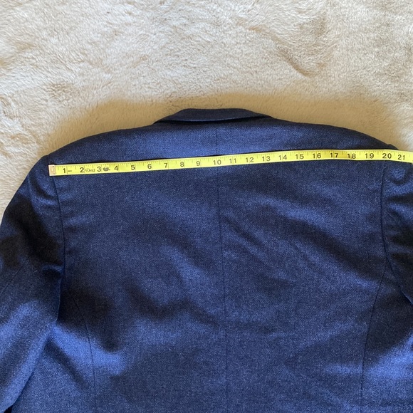 VALENTINO MEN BLAZER, NAVY BLUE COLOR, SIZE 42.5R. - Picture 13 of 13